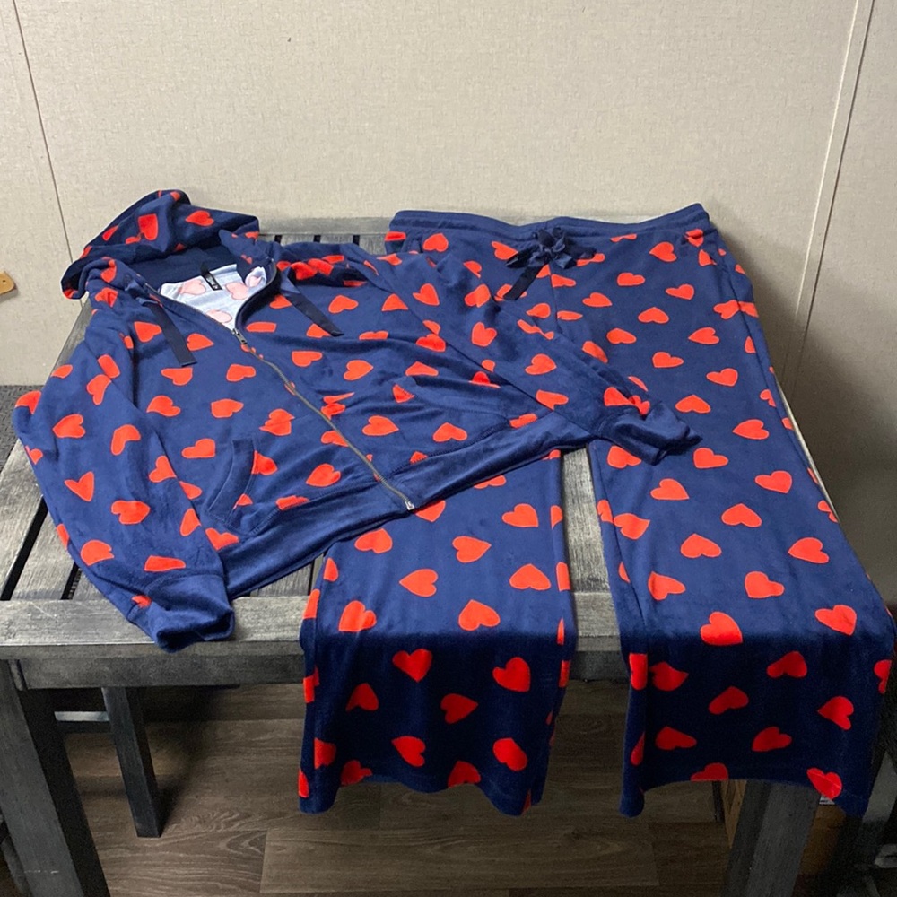 Torrid super soft sleep wear.  Lounge wear